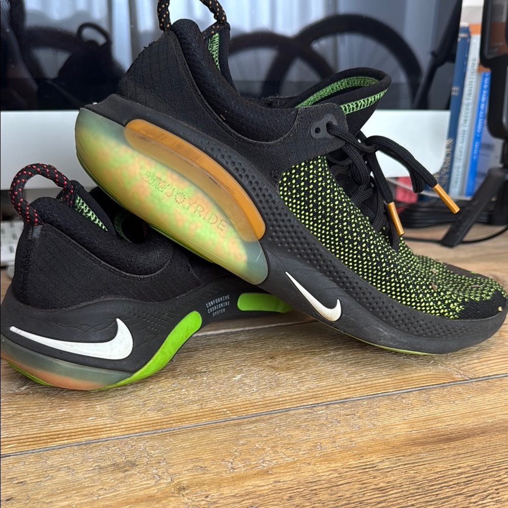 Nike 2019
Joyride Run 'Electric Green'